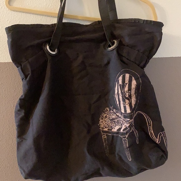 Victoria's Secret tote - Picture 1 of 4